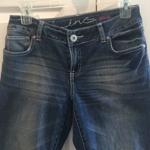 INC CURVY FIT BOOTLEG JEAN SHORT